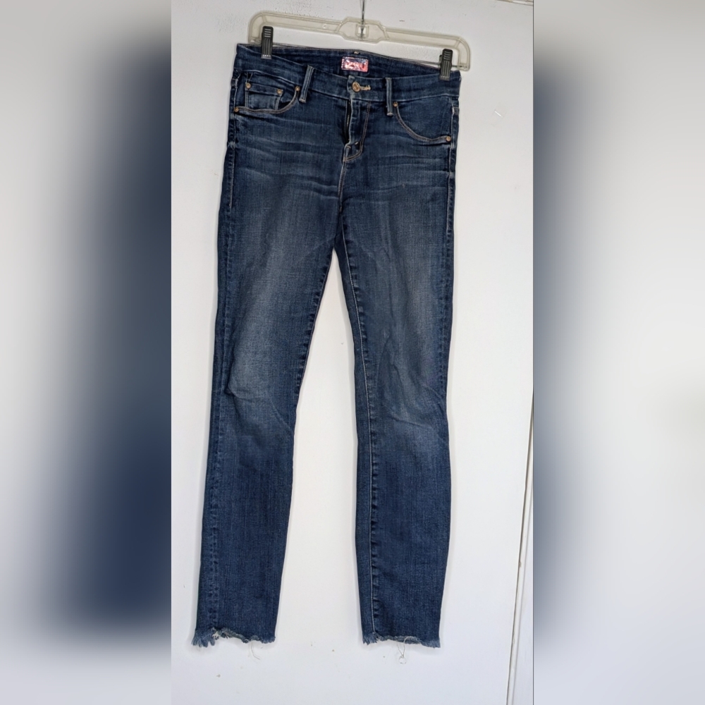 MOTHER The Looker Ankle Fray Girl Crush Jeans - Picture 5 of 9